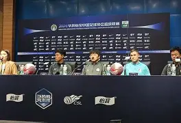 橄榄球夜战：岭东天虎队翻盘关中霹雳队，临门一脚致胜战术板得到兑现的简单介绍-开元网站平台