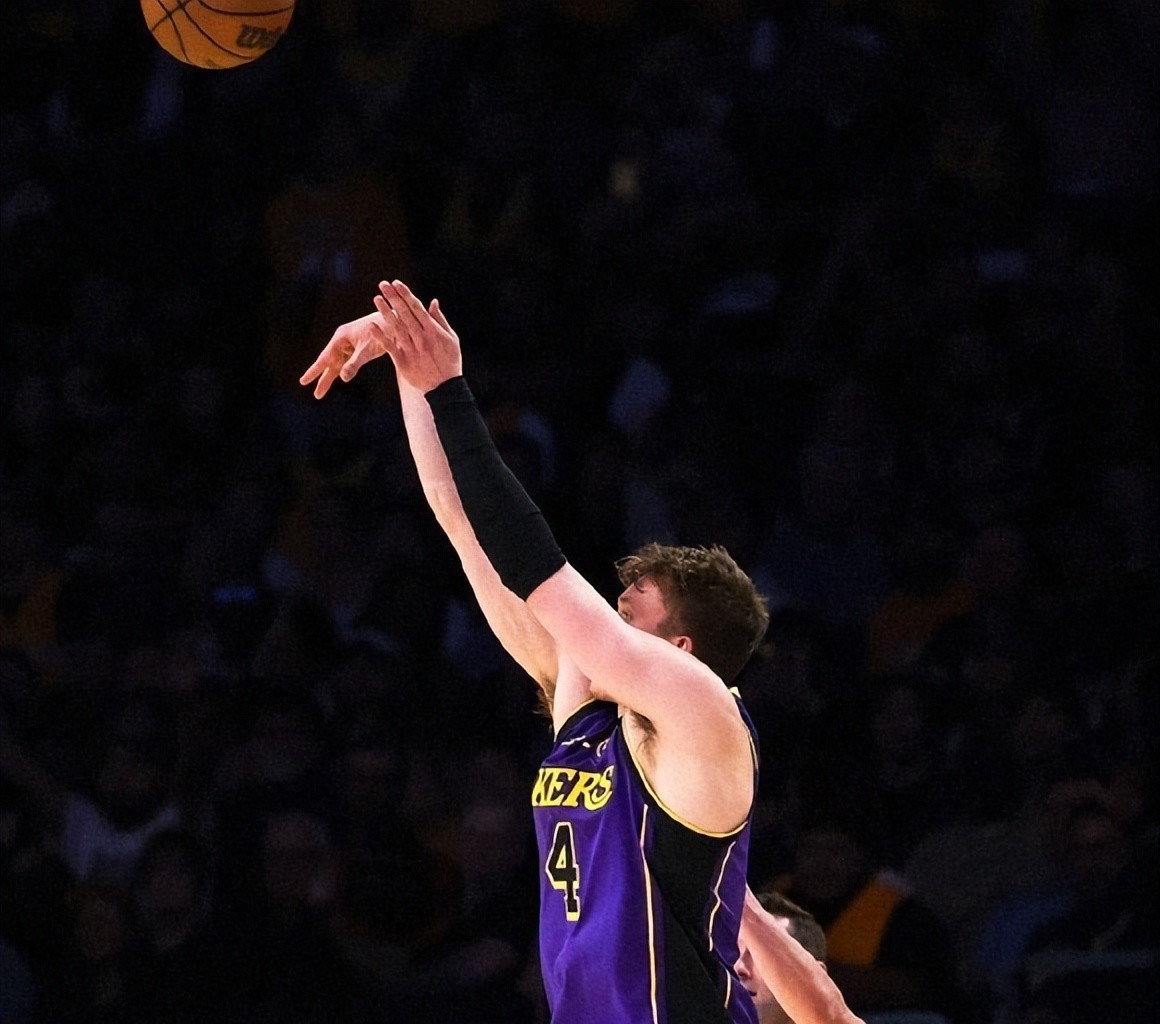 转折点雷恩扳平良机，NBA常规赛今夜攻防权衡，目标明确，训练强度显著提升的简单介绍-开元棋牌游戏
