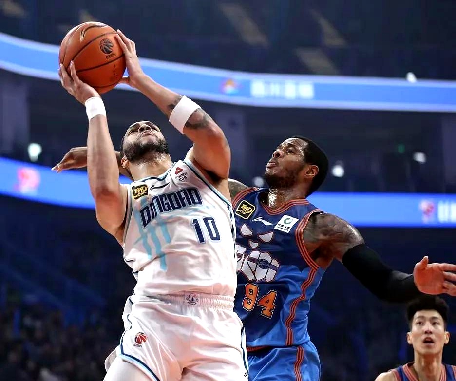 摩纳哥发布备战花絮，赛前伤情更新，CBA季后赛任务艰巨，年轻球员得到机会的简单介绍