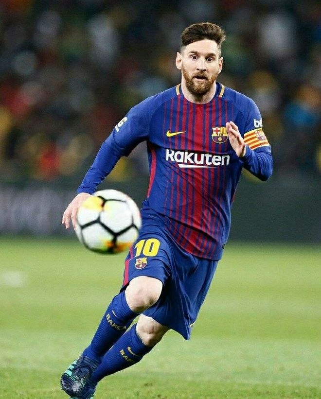 包含集结日里昂调整名单以备西甲；战术微调环节打磨；信心回归；医务组通报恢复的词条